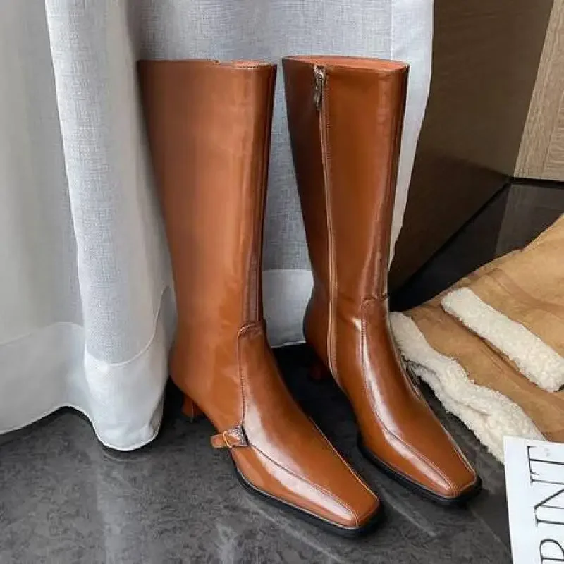 French Straight Boots Retro Autumn And Winter New Simple High Heel Slimming Heightening Fashion Boots Side Zipper Women's Boots
French Straight Boots Retro Autumn And Winter New Simple High Heel Slimming Heightening Fashion Boots Side Zipper Women's Boots