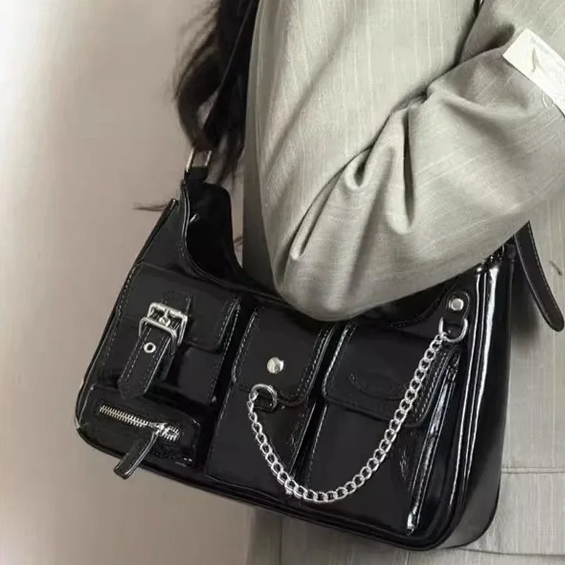 Y2K Women Shoulder Bag Harajuku Fashion Punk Gothic Casual Black Chains Handbag Girls Pu Leather Ladies Motorcycle Crossbody Bag
Y2K Women Shoulder Bag Harajuku Fashion Punk Gothic Casual Black Chains Handbag Girls Pu Leather Ladies Motorcycle Crossbody Bag