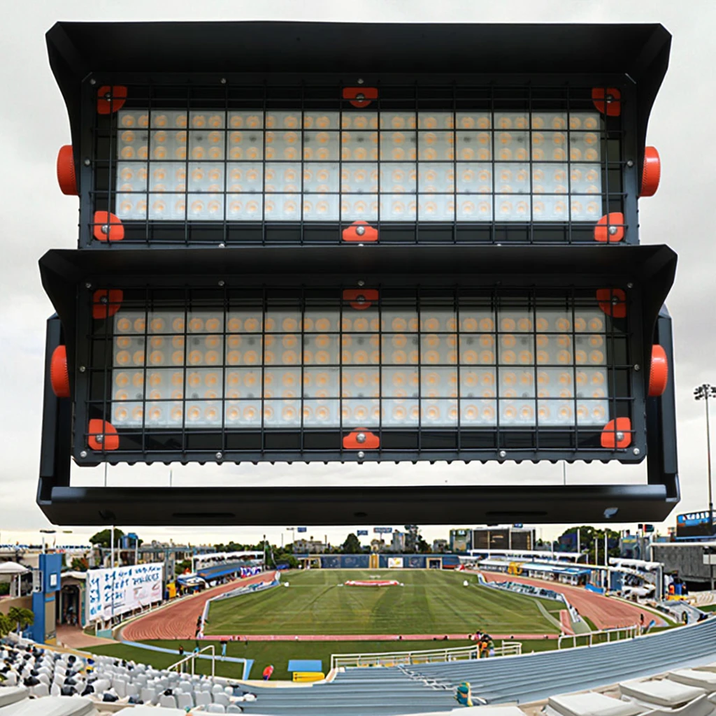 1000W 500W 1500W LED Floodlight for Sports Field High Mast Light for Stadium Outdoor Venue SMD Chip IP66 Rating for Soccer Field
1000W 500W 1500W LED Floodlight for Sports Field High Mast Light for Stadium Outdoor Venue SMD Chip IP66 Rating for Soccer Field