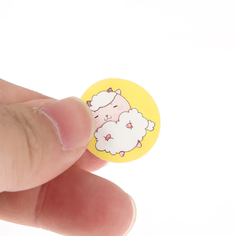 120Pcs/box Round Band Aids Adhesive for Children Wound Care First Aid Waterproof Breathable
120Pcs/box Round Band Aids Adhesive for Children Wound Care First Aid Waterproof Breathable