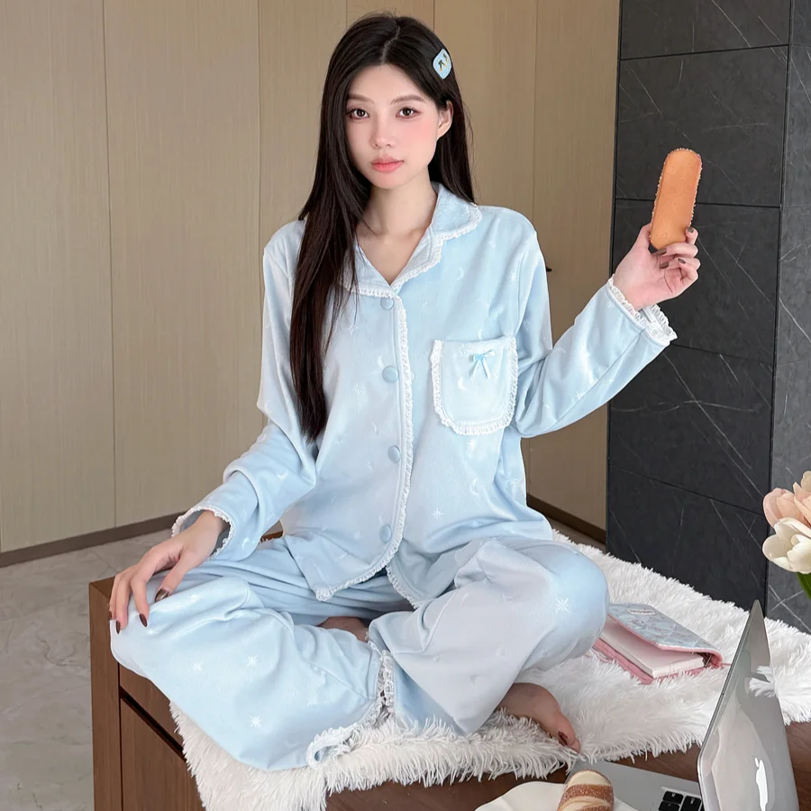 Pajama Sets Woman Silk Tropical Woven Beaded Loose Splicing Frill Youth Calf Length Hot Classical Soft Bright Thick Night Simple
Pajama Sets Woman Silk Tropical Woven Beaded Loose Splicing Frill Youth Calf Length Hot Classical Soft Bright Thick Night Simple