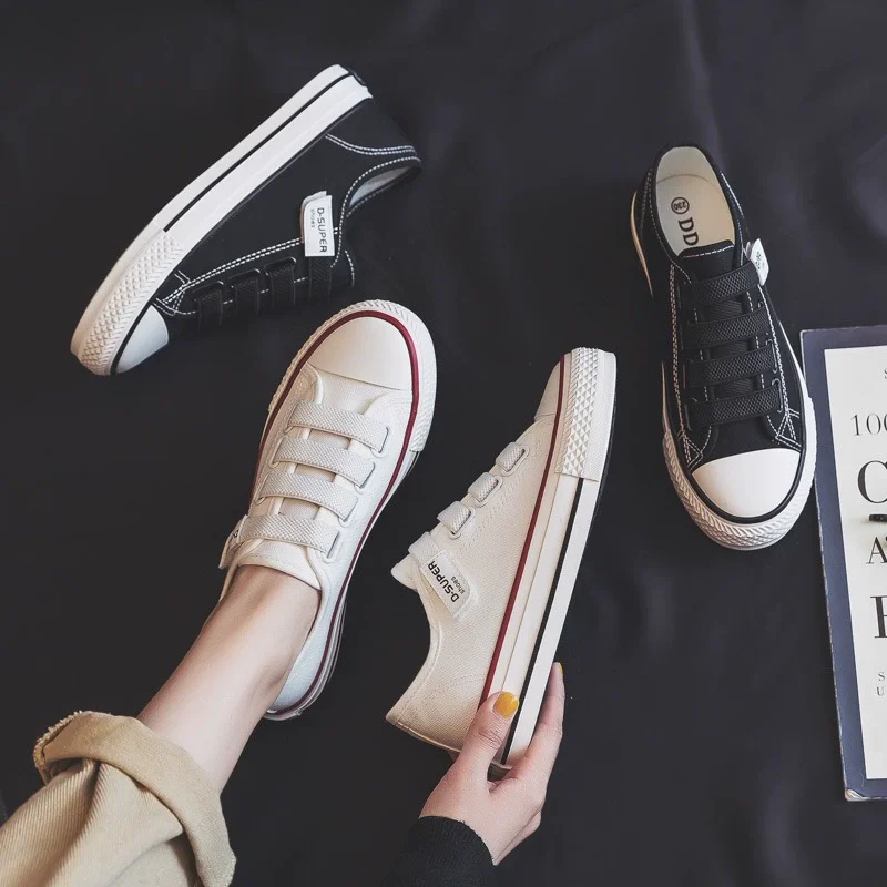 Velcro Canvas Shoes Women's Low-Top Soft Bottom Non-slip Sports Shoes Simple Fashion Versatile Casual Lazy Canvas Shoes
Velcro Canvas Shoes Women's Low-Top Soft Bottom Non-slip Sports Shoes Simple Fashion Versatile Casual Lazy Canvas Shoes