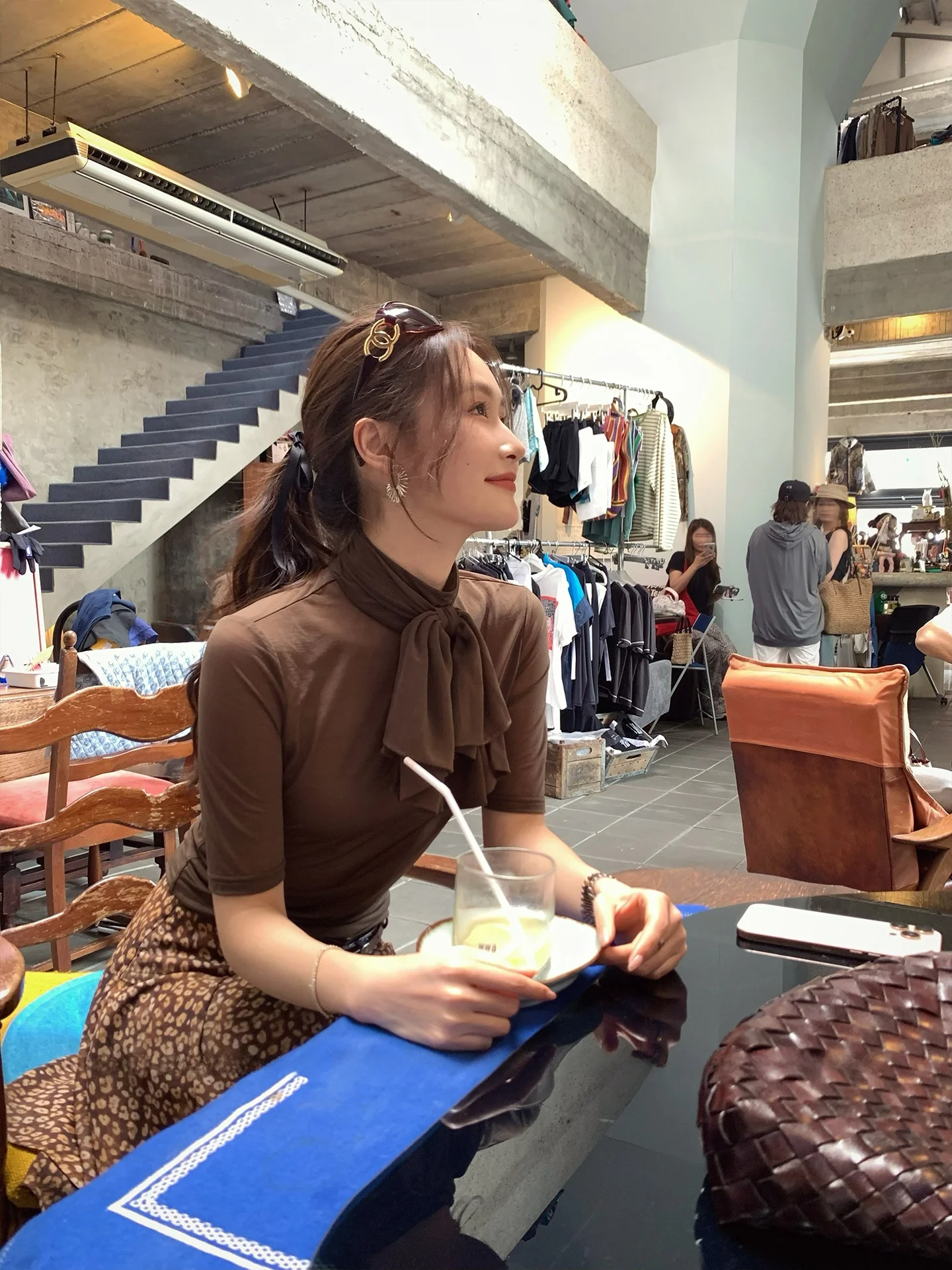 Smooth Soft Stretch Fabric High Collar f Sve Knot Pleated Top Women's Casual Loose Fit Spring Summer irt
Smooth Soft Stretch Fabric High Collar f Sve Knot Pleated Top Women's Casual Loose Fit Spring Summer irt