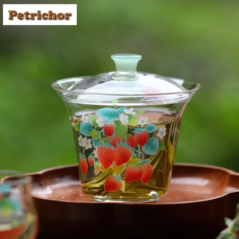 150ml Heat-resistant Glass Strawberry Gaiwan Luxury Tea Tureen Tea Bowl With Lid Kit Tea Maker Cover Bowl Drinkware Decoration
150ml Heat-resistant Glass Strawberry Gaiwan Luxury Tea Tureen Tea Bowl With Lid Kit Tea Maker Cover Bowl Drinkware Decoration