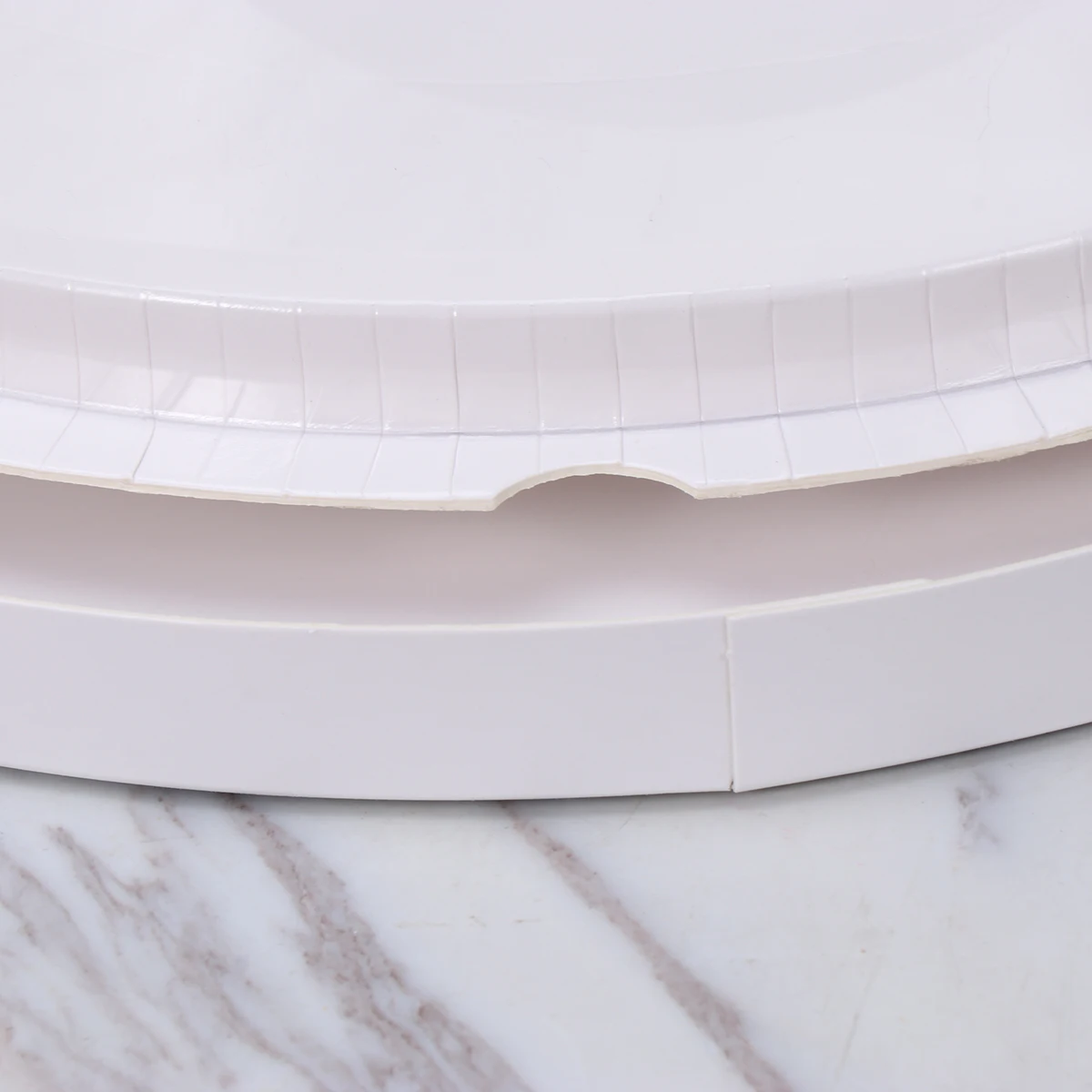 Eco-Friendly Clear Cake Box Packaging White Base PET Material Food Crisper Bakery Boxes Transparent Container for Homemade
Eco-Friendly Clear Cake Box Packaging White Base PET Material Food Crisper Bakery Boxes Transparent Container for Homemade