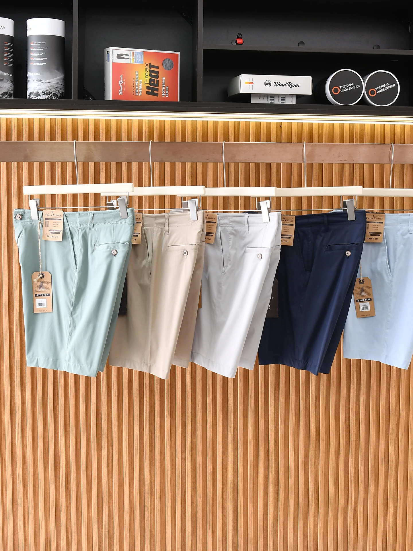 Men's Casual Cotton Shorts Breathable Comfortable Commuting Outdoor Summer Five-Quarter Length Straight Leg Fit Style
Men's Casual Cotton Shorts Breathable Comfortable Commuting Outdoor Summer Five-Quarter Length Straight Leg Fit Style