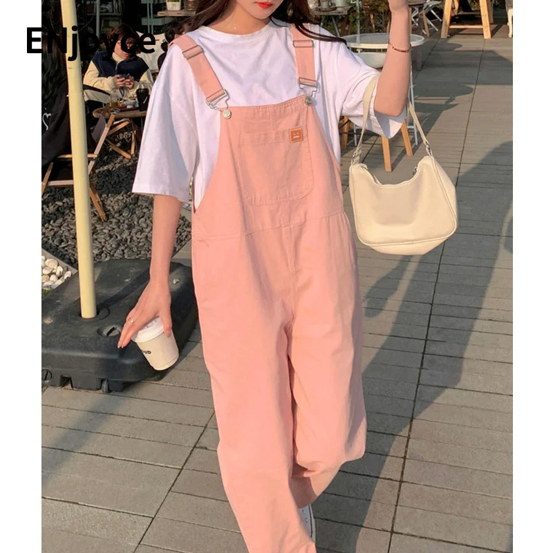 2023 Summer Women Fashion Pink Strap Pants with White T-shirt Streetwear Outfits Sets Loose Casual Capris Straight Leg Jumpsuits
2023 Summer Women Fashion Pink Strap Pants with White T-shirt Streetwear Outfits Sets Loose Casual Capris Straight Leg Jumpsuits