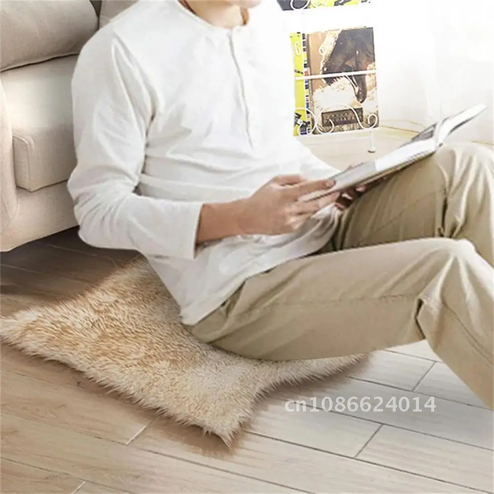Solid Mat Seat Pad Long Hair Home Decor Luxury Rectangle Soft Sheepskin Fluffy Area Rug Faux White Fur Carpet Shaggy Living Room
Solid Mat Seat Pad Long Hair Home Decor Luxury Rectangle Soft Sheepskin Fluffy Area Rug Faux White Fur Carpet Shaggy Living Room