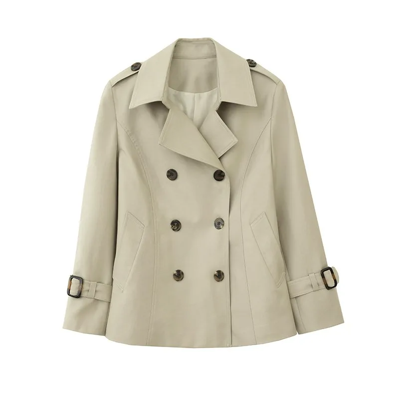 Classic silhouette, wind and water resistant, easily transitions between multiple styles.
Classic silhouette, wind and water resistant, easily transitions between multiple styles.