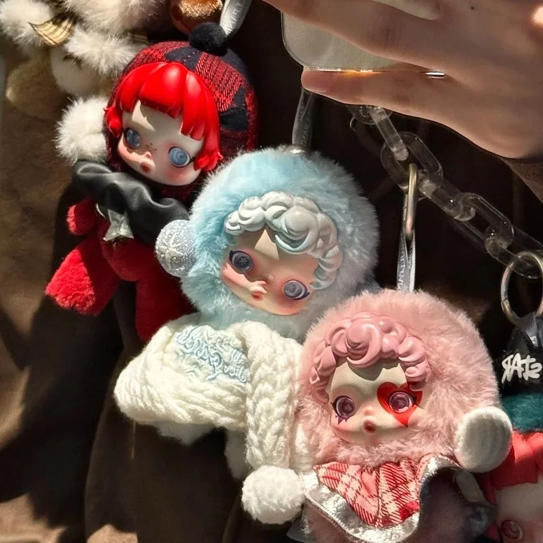 New Genuine Skullpanda Winter Music Series Pendant Sp Doll Blind Box Desktop Ornament Christmas Peripheral Exquisite Gift
New Genuine Skullpanda Winter Music Series Pendant Sp Doll Blind Box Desktop Ornament Christmas Peripheral Exquisite Gift