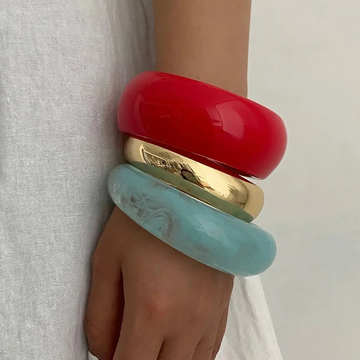 Vintage Women's Punk Geometric Metal Wide Cuff Bracelet Irregular Thick Resin Acrylic Bangle Charm Jewelry Pulseras Mujer
Vintage Women's Punk Geometric Metal Wide Cuff Bracelet Irregular Thick Resin Acrylic Bangle Charm Jewelry Pulseras Mujer