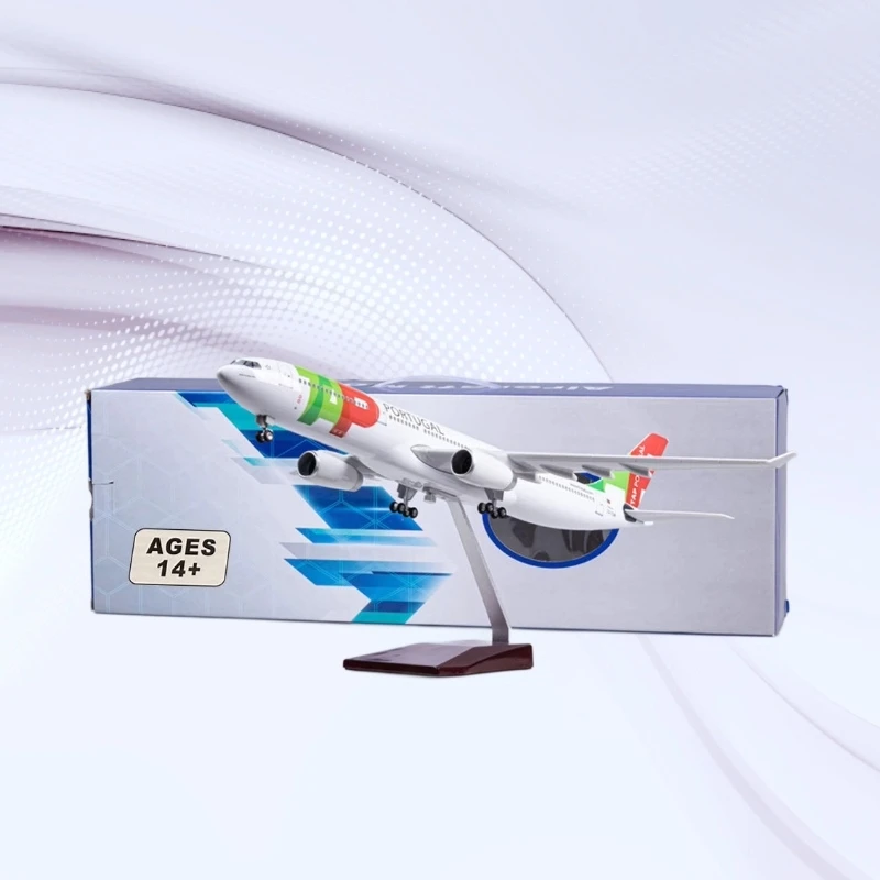 1:135 Scale Aircraft Model Toys A330 Air Portugal Aircraft Toys Child w/ Lights & Bottom Wheel Die-Cast Airplane Souvenir Plane
1:135 Scale Aircraft Model Toys A330 Air Portugal Aircraft Toys Child w/ Lights & Bottom Wheel Die-Cast Airplane Souvenir Plane