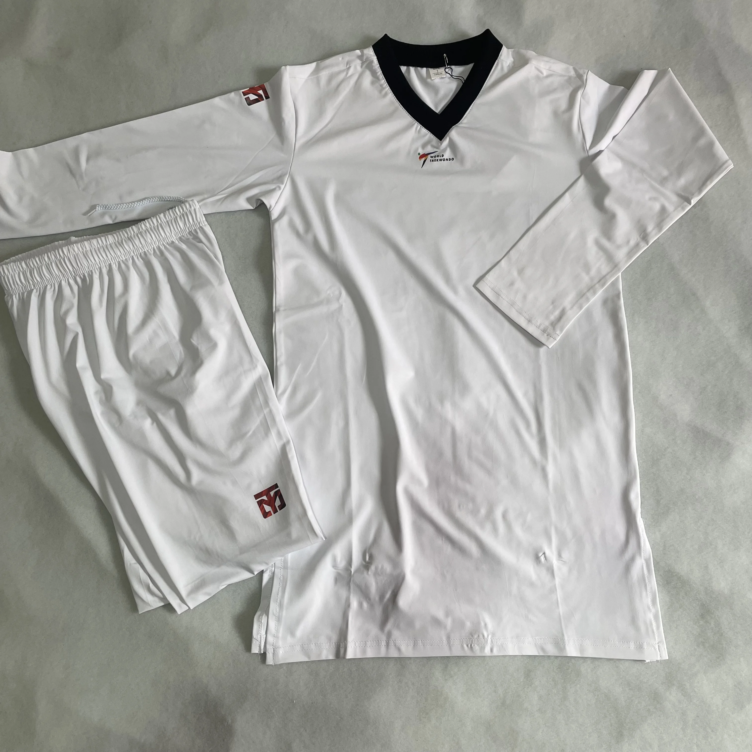 Top Extera Pro 2 Kyorugi Uniform The Latest High-elasticity MOOTO Taekwondo Uniform is designed to protect the privacy of adults
Top Extera Pro 2 Kyorugi Uniform The Latest High-elasticity MOOTO Taekwondo Uniform is designed to protect the privacy of adults