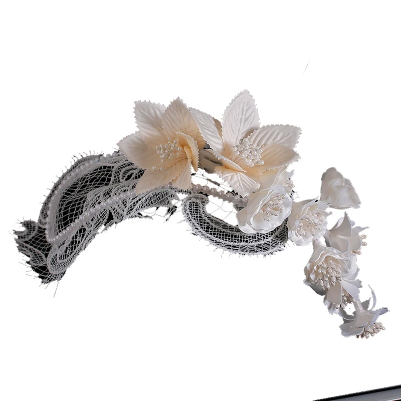 Mori fairy gas bridal head flower Japan and South Korea new beautiful wedding dress styling accessories
Mori fairy gas bridal head flower Japan and South Korea new beautiful wedding dress styling accessories