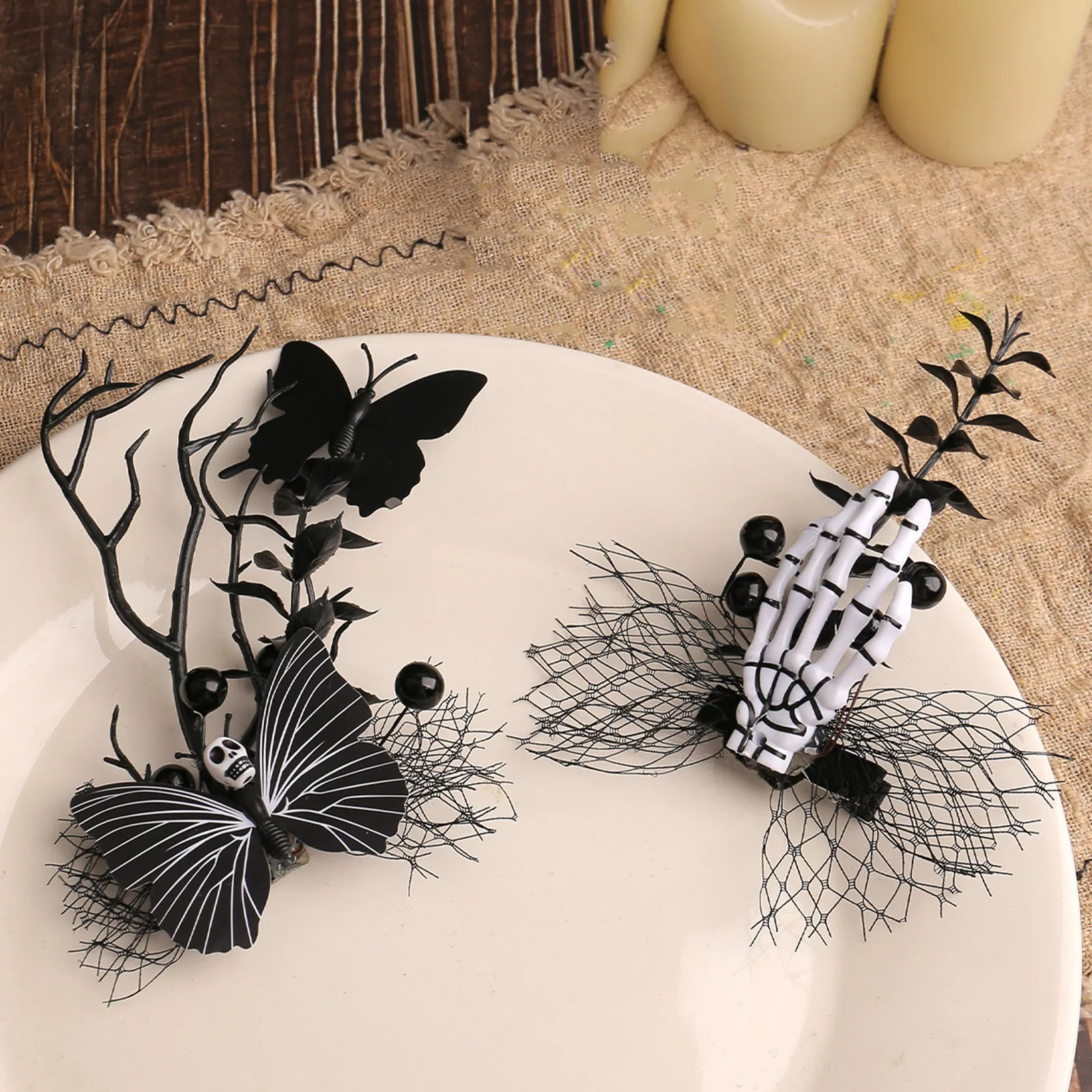 Halloween Mesh Bone Claw Hairpin Ghost Festival Strange Dance Dress Butterfly Dead Branch Side Clip Decoration
Halloween Mesh Bone Claw Hairpin Ghost Festival Strange Dance Dress Butterfly Dead Branch Side Clip Decoration