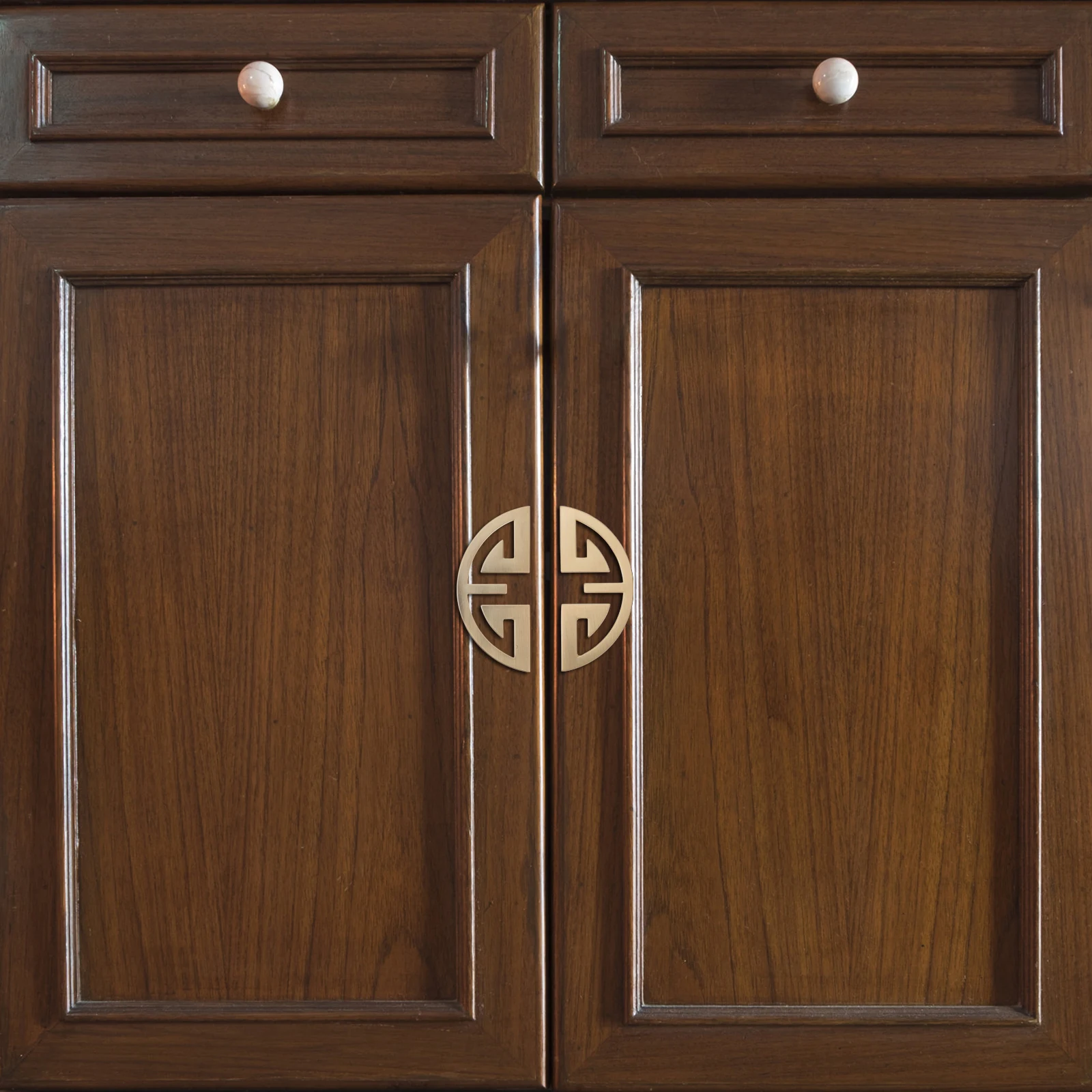 2Pcs Copper Handle Golden Zinc Alloy Lightweight Cabinet Pulls Furniture Accessory Dresser Knobs Wardrobe Hardware Door Handles
2Pcs Copper Handle Golden Zinc Alloy Lightweight Cabinet Pulls Furniture Accessory Dresser Knobs Wardrobe Hardware Door Handles