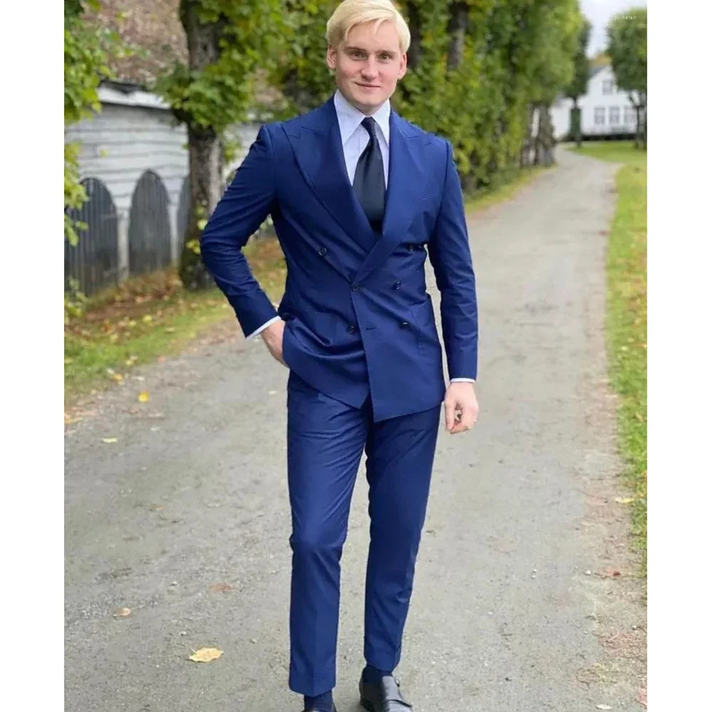 Double Breasted Peak Lapel Blue Men's Suits Slim Fit Smart Casual Business Outfits 2 Piece Jacket Pants Luxury Male Clothing Set
Double Breasted Peak Lapel Blue Men's Suits Slim Fit Smart Casual Business Outfits 2 Piece Jacket Pants Luxury Male Clothing Set