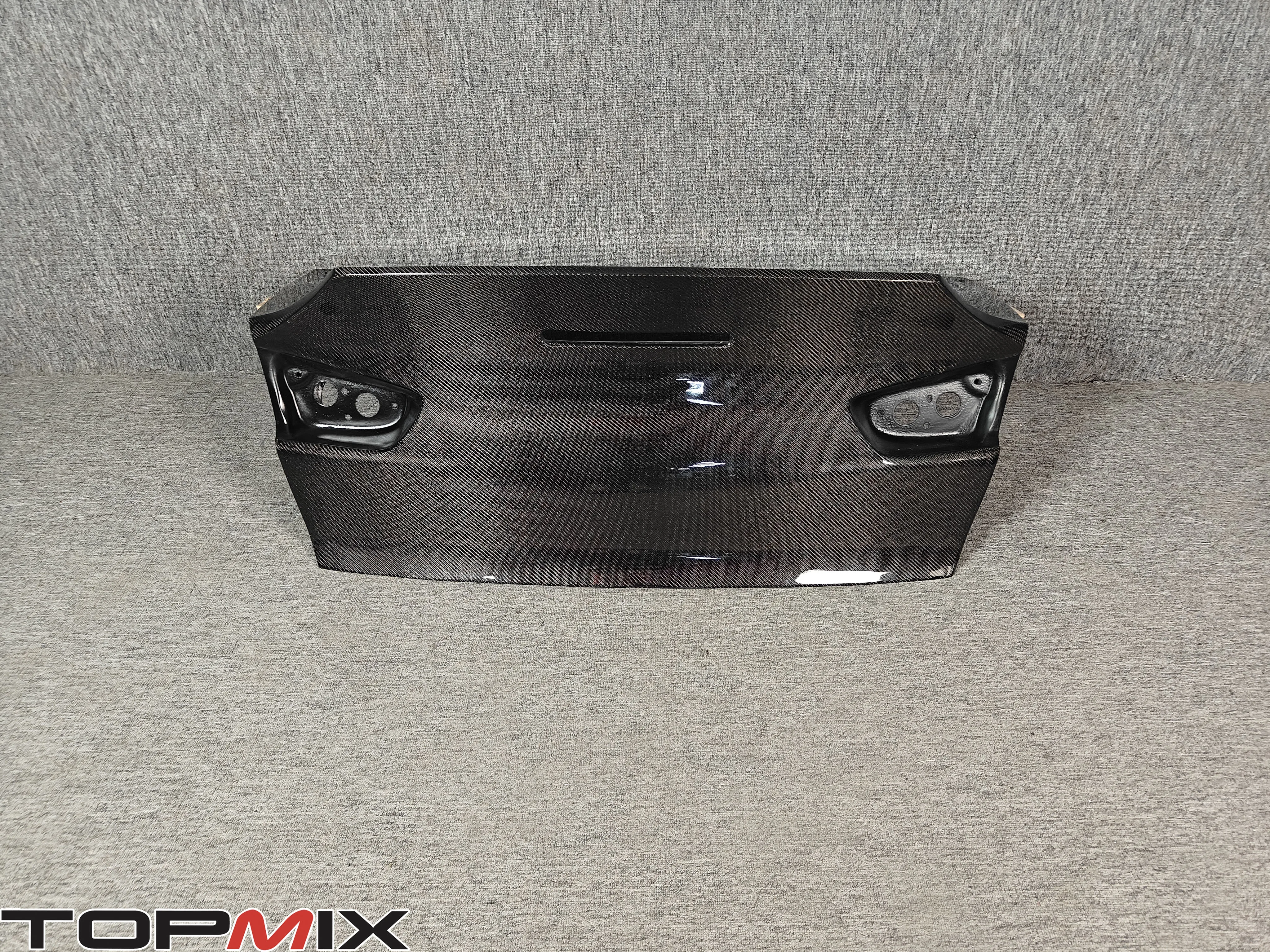 Real Carbon Fiber upturned rear trunk fit for Mitsubishi Lancer Evolution 10
Real Carbon Fiber upturned rear trunk fit for Mitsubishi Lancer Evolution 10