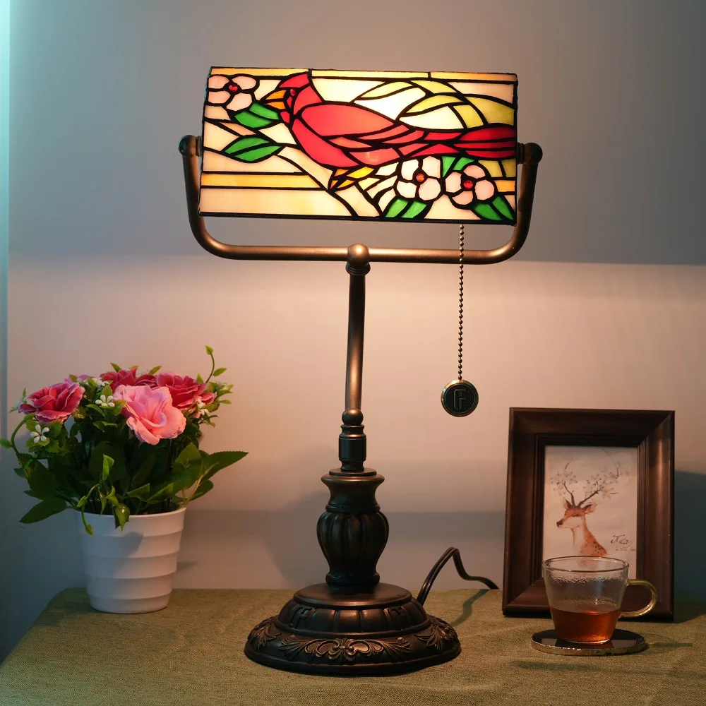 Cardinal Bird Tiffany Stained Glass Lampshade Bar Restaurant Bedroom Study Desk Decorative Table Banker Lamp Bedside Light 
Cardinal Bird Tiffany Stained Glass Lampshade Bar Restaurant Bedroom Study Desk Decorative Table Banker Lamp Bedside Light
