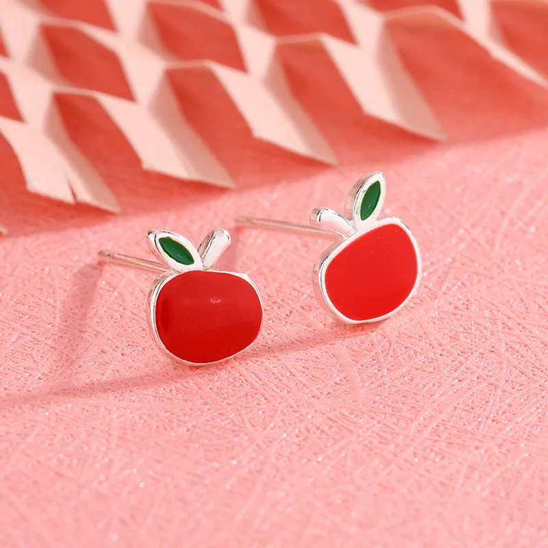 New Fashion Cute Red Apple 925 Sterling Silver Jewelry Creative Simple Fruit Earrings E151
New Fashion Cute Red Apple 925 Sterling Silver Jewelry Creative Simple Fruit Earrings E151