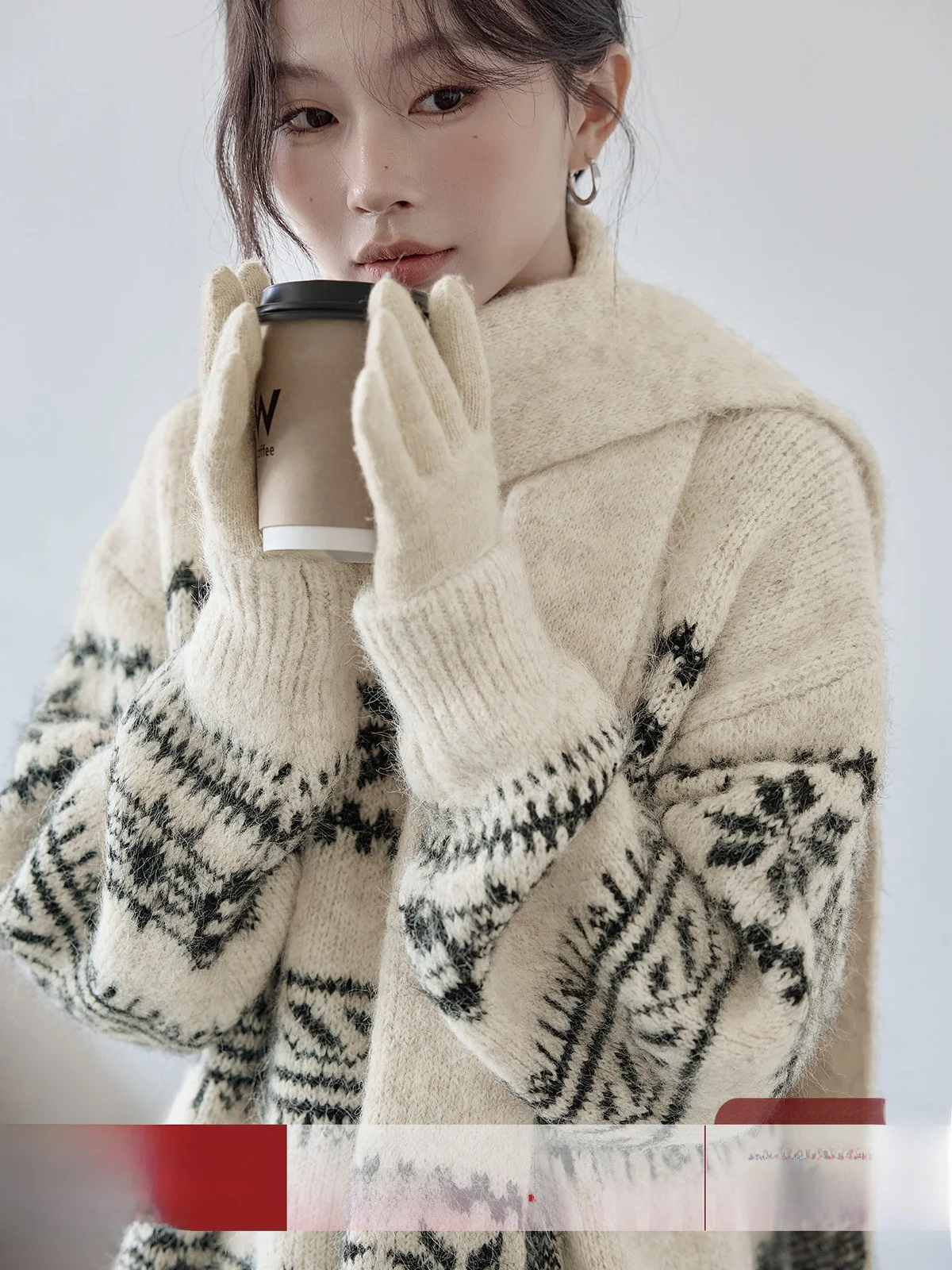 HuiXi Knitted Sweater Women's Autumn Winter Faionable Versatile Retro Floral Embroidery Overhead irt Nectar Color
HuiXi Knitted Sweater Women's Autumn Winter Faionable Versatile Retro Floral Embroidery Overhead irt Nectar Color