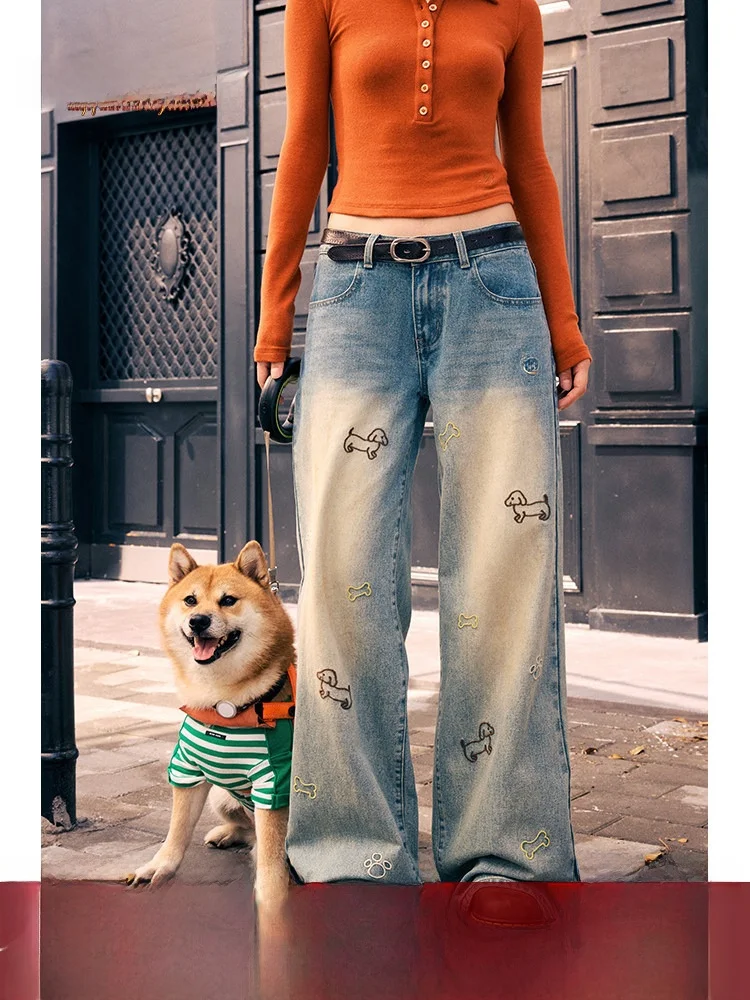 BeerBro Low Waist Wide Leg Embroidered Doggie Pattern Casual Loose Fit Jeans for Women Vintage Style Straight Long Pants
BeerBro Low Waist Wide Leg Embroidered Doggie Pattern Casual Loose Fit Jeans for Women Vintage Style Straight Long Pants