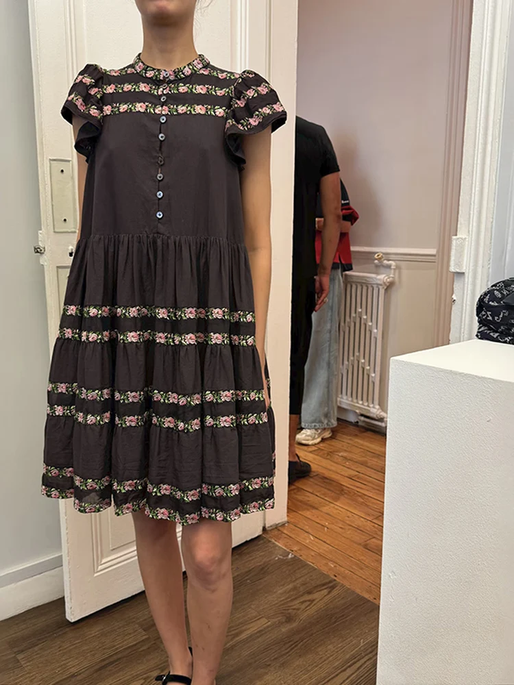 Spring Summer Embroidered Sweet Slimming Floral Print Loose Stand Collar Women's Dress Cotton Casual A-Line Skirt Dress
Spring Summer Embroidered Sweet Slimming Floral Print Loose Stand Collar Women's Dress Cotton Casual A-Line Skirt Dress