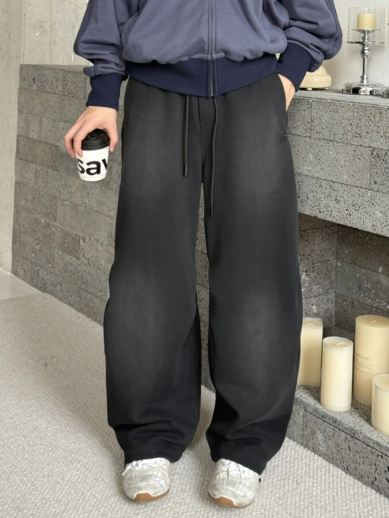 American Retro Waed adient Thiened Fce Casual Pants Men's Autumn Winter Loose Commute Straight Leg Wide Leg Trendy
American Retro Waed adient Thiened Fce Casual Pants Men's Autumn Winter Loose Commute Straight Leg Wide Leg Trendy