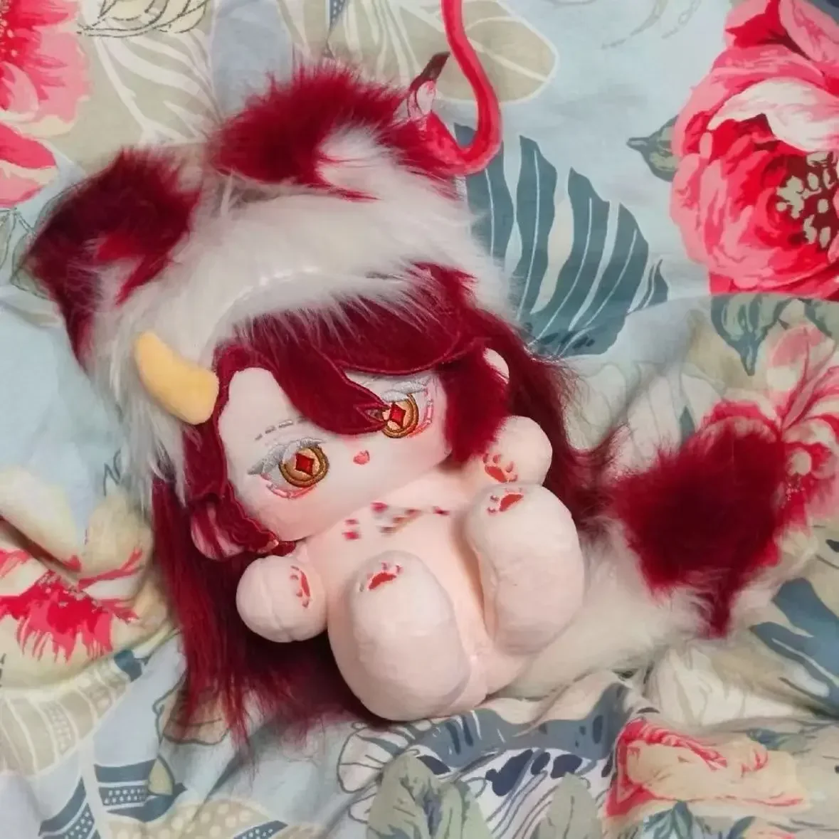 20 см аниме Identity V Композитор Фредерик Крибабург косплей мягкие мультяшные пушистые куклы одеваются хлопковая кукла подарок игрушки для детей 
20 см аниме Identity V Композитор Фредерик Крибабург косплей мягкие мультяшные пушистые куклы одеваются хлопковая кукла подарок игрушки для детей