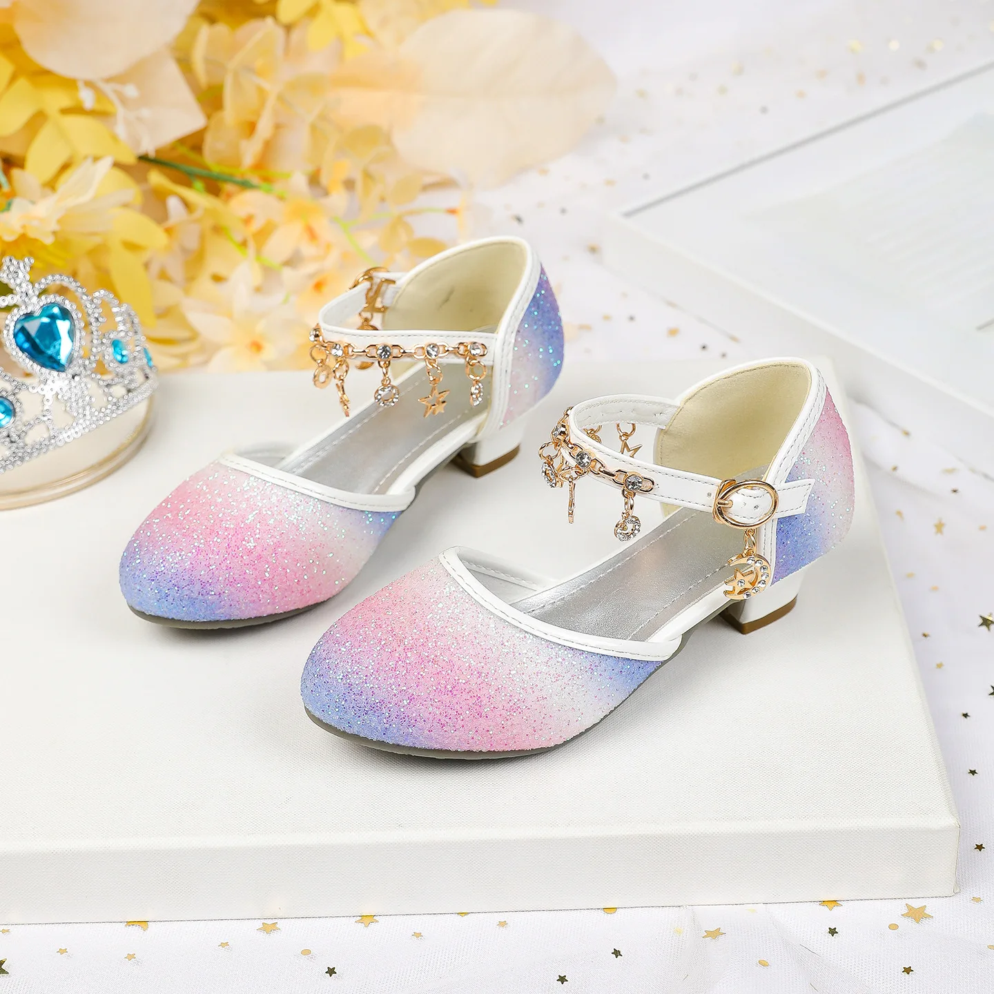 Girls Princess Heels Sparkly Glittering Star Pendant Sandals Wedding Party Birthday Gift Ankle Shoes
Girls Princess Heels Sparkly Glittering Star Pendant Sandals Wedding Party Birthday Gift Ankle Shoes