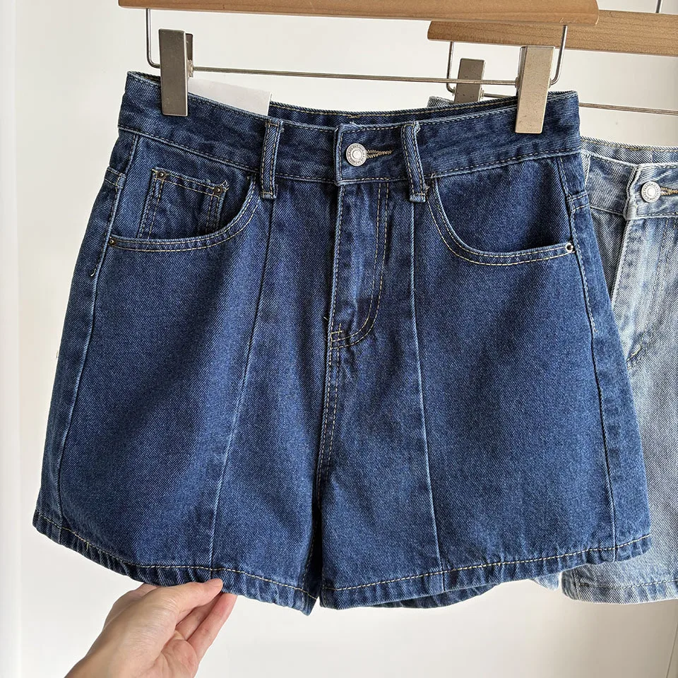 Deep Blue Retro High Waist Slimming Denim Shorts Women Summer Small Size Straight Loose Covering Meat A-Line Wide Leg Hot Pants
Deep Blue Retro High Waist Slimming Denim Shorts Women Summer Small Size Straight Loose Covering Meat A-Line Wide Leg Hot Pants
