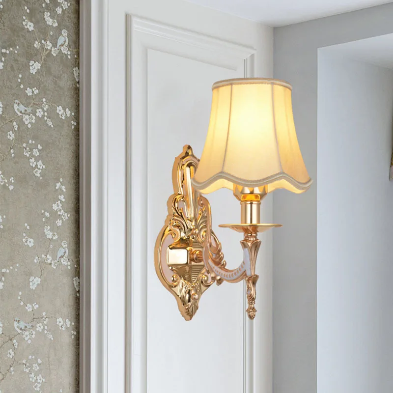 European Retro Simple LED Iron Fabric Wall Lamp Living Room Corridor Stairs Bedroom Bedside Decorative Lighting
European Retro Simple LED Iron Fabric Wall Lamp Living Room Corridor Stairs Bedroom Bedside Decorative Lighting