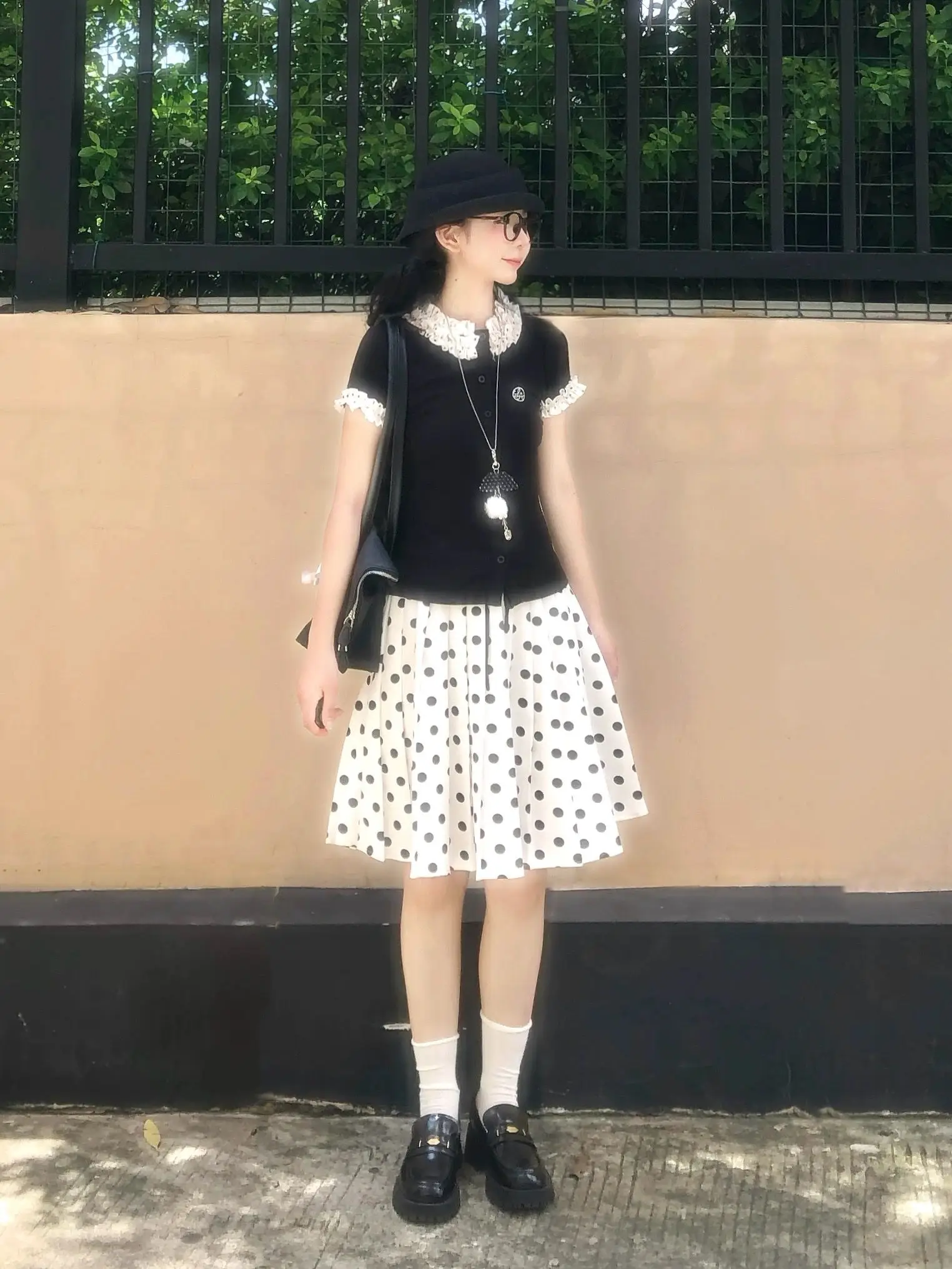 Japanese Style Knitted Set Summer Vintage Girl Lace Splicing Black Top Polka Dot Skirt Two Pieces Breathable Light Weight
Japanese Style Knitted Set Summer Vintage Girl Lace Splicing Black Top Polka Dot Skirt Two Pieces Breathable Light Weight