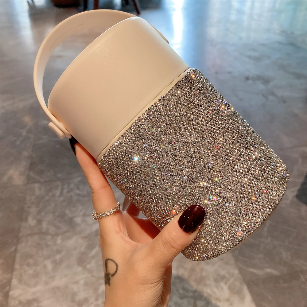 850ml Insulated Lunch Box Portable Stuffy Porridge Artifact Stainless Steel Thermos Rhinestone Office Worker Student Container
850ml Insulated Lunch Box Portable Stuffy Porridge Artifact Stainless Steel Thermos Rhinestone Office Worker Student Container