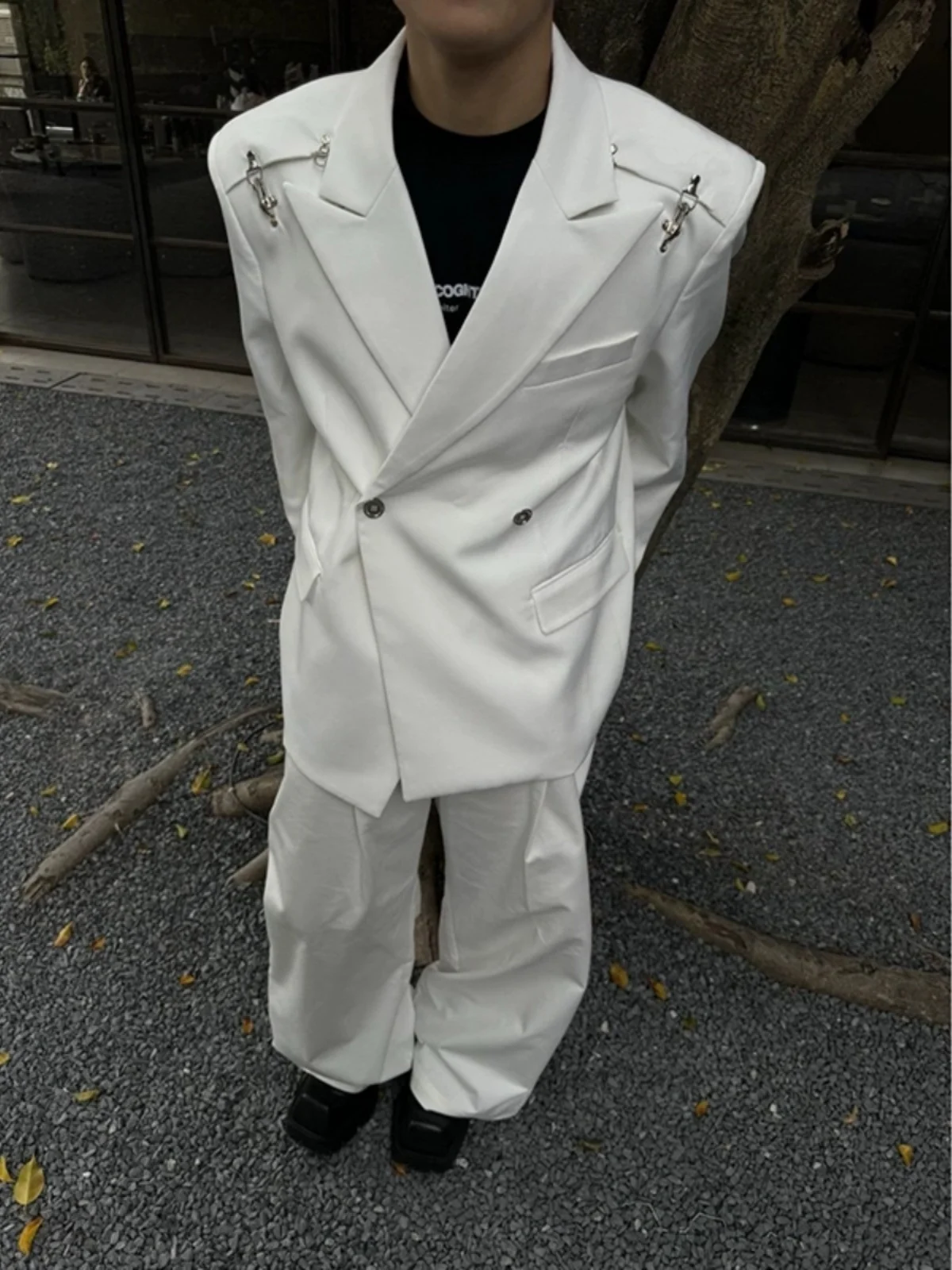 Shoulder Pad Metal Buckle Men's White Suit Jacket Premium Design Cool Hairstylist Style Casual Spring Autumn Loose Fit
Shoulder Pad Metal Buckle Men's White Suit Jacket Premium Design Cool Hairstylist Style Casual Spring Autumn Loose Fit