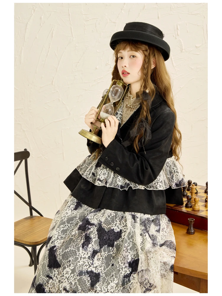 Mani Vintage Sle Loose Fit ort Jaet with Color Blo Lace Splicing Long Sve Stand Collar Women's Windproof Coat
Mani Vintage Sle Loose Fit ort Jaet with Color Blo Lace Splicing Long Sve Stand Collar Women's Windproof Coat