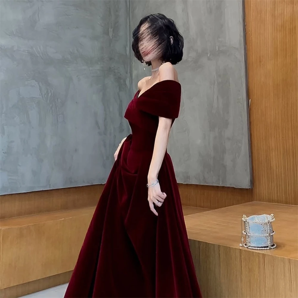 CustomizedTemperament A-Line Evening Dress Graceful V-Neck Off the Shoulder Prom Dress Classic Velour Special Occasion Gowns
CustomizedTemperament A-Line Evening Dress Graceful V-Neck Off the Shoulder Prom Dress Classic Velour Special Occasion Gowns