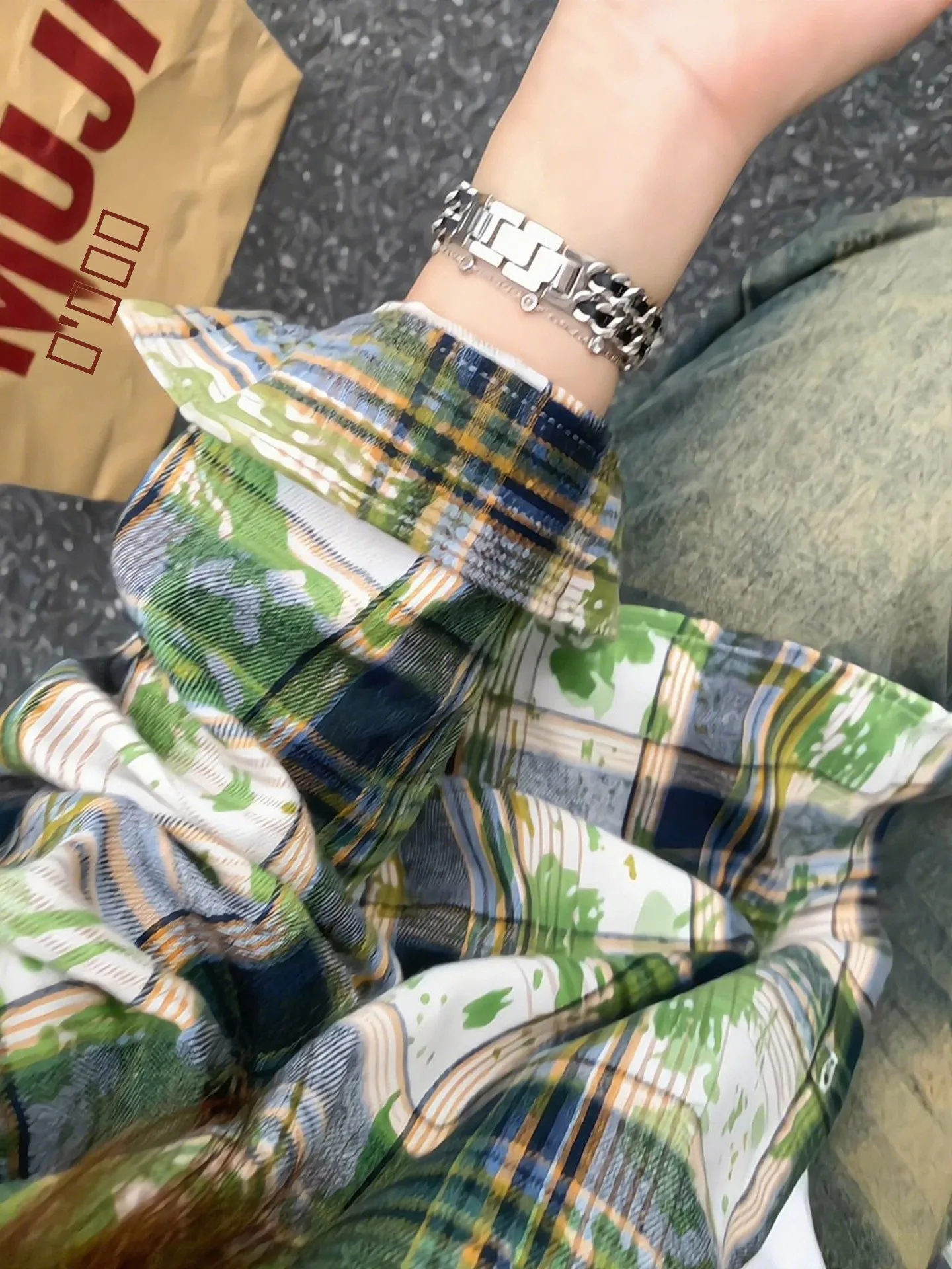 Eeni Plaid Long Sve Мужская irt Tie Dye Design Повседневная верхняя одежда в американском стиле Дышащая удобная молодежная модная осень
Eeni Plaid Long Sve Мужская irt Tie Dye Design Повседневная верхняя одежда в американском стиле Дышащая удобная молодежная модная осень