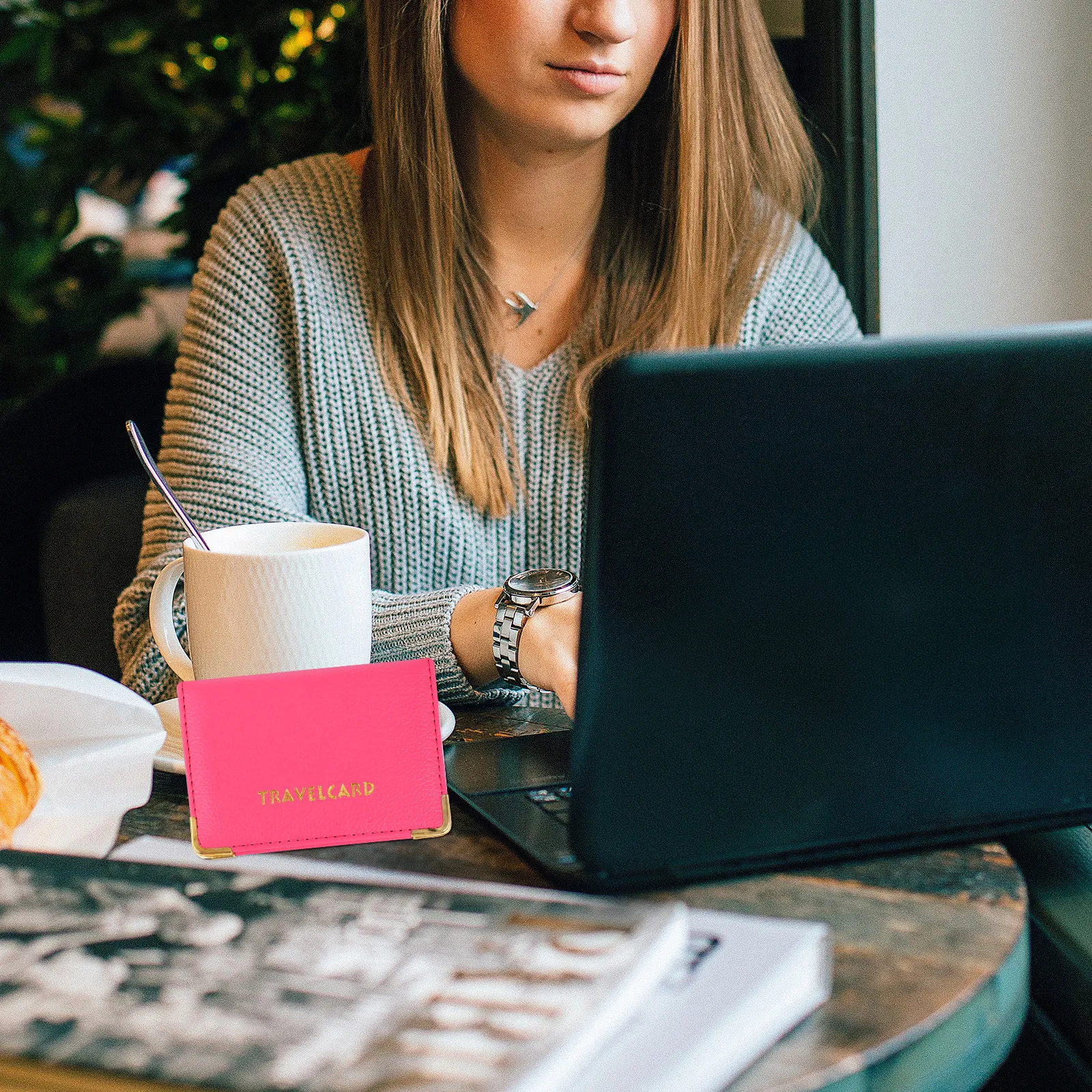 1Pcs Card Protective Sleeve PU Multi-Grid Bank Id Holder for Daily Use Credit Card Organizer Purse Cards Pack
1Pcs Card Protective Sleeve PU Multi-Grid Bank Id Holder for Daily Use Credit Card Organizer Purse Cards Pack