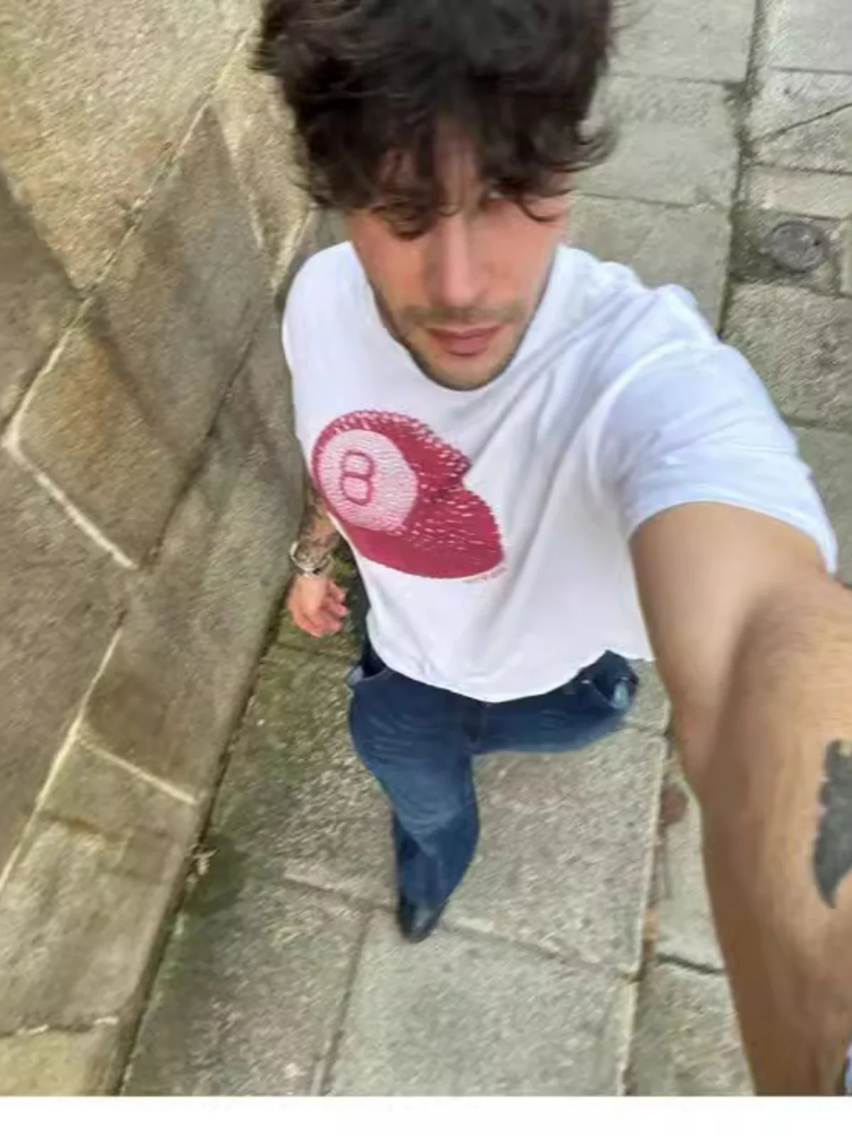 Gothic Sle Men's T-irt Street Punk ort Sve Printed irt Slim Fit round Ne Summer Faion Casual Top for Men
Gothic Sle Men's T-irt Street Punk ort Sve Printed irt Slim Fit round Ne Summer Faion Casual Top for Men