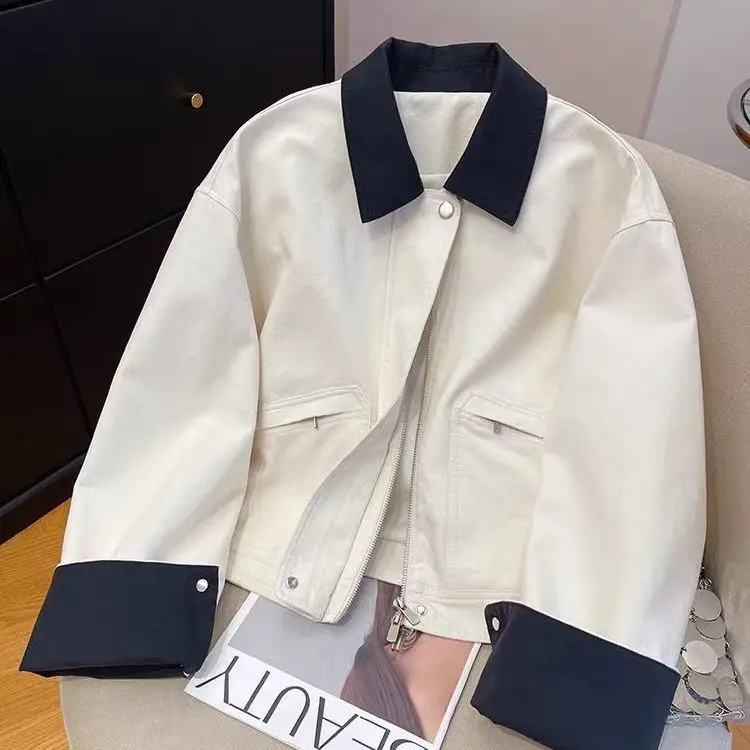 Retro simple contrasting color lapel large pocket tooling jacket women's 2026 spring versatile casual loose short coat
Retro simple contrasting color lapel large pocket tooling jacket women's 2026 spring versatile casual loose short coat