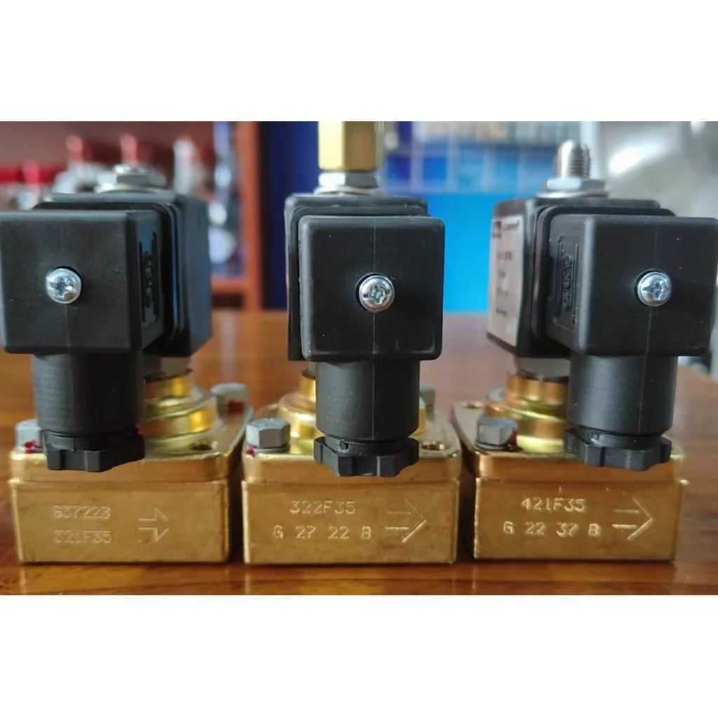 1 шт. 321F35/322F35/421F35-DC24V AC220V магнитный клапан для продувочной баллоны PARKER-двухходовой электромагнитный клапан высокого давления
1 шт. 321F35/322F35/421F35-DC24V AC220V магнитный клапан для продувочной баллоны PARKER-двухходовой электромагнитный клапан высокого давления