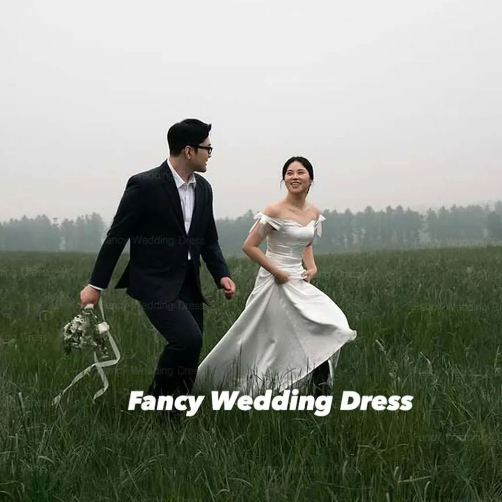 Fancy Simple Off Shoulder Wedding Dress Korea Photo Shoot Short Sleeve A Line Evening Dresses Soft Satin 웨딩드레스 Customized
Fancy Simple Off Shoulder Wedding Dress Korea Photo Shoot Short Sleeve A Line Evening Dresses Soft Satin 웨딩드레스 Customized
