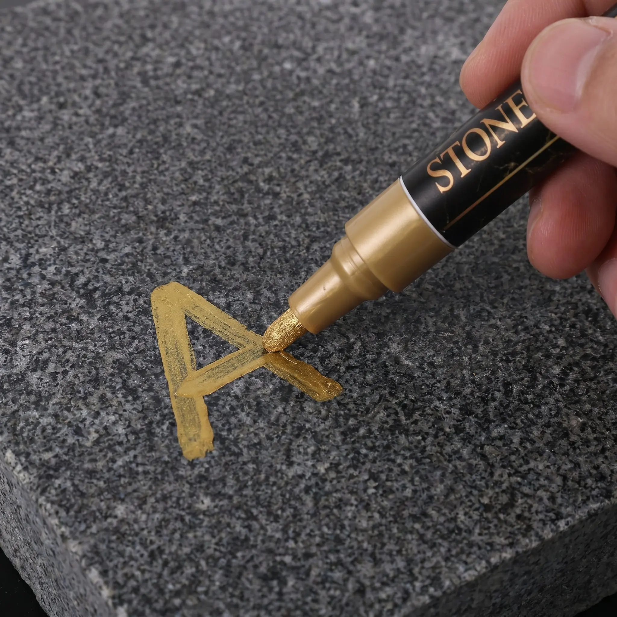 4Pcs Stone Marker Pens Weatherproof Oil Based Paint Markers Golden Color for Tombstone Engraving Repair Outdoor Headstone
4Pcs Stone Marker Pens Weatherproof Oil Based Paint Markers Golden Color for Tombstone Engraving Repair Outdoor Headstone