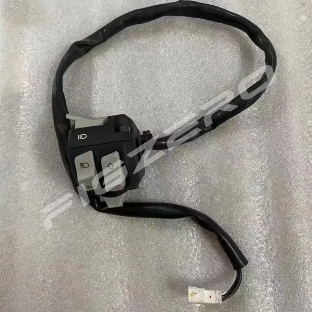 For Ducati Monster 797 1200 SuperSport 939 Genuine Left Steering Switch Motorcycle Parts
For Ducati Monster 797 1200 SuperSport 939 Genuine Left Steering Switch Motorcycle Parts