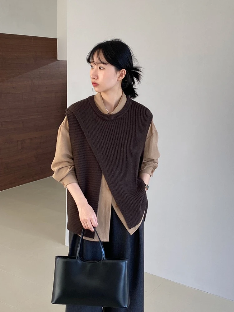 Осень-зима 2022, новый женский дизайн Sense, высококачественный пуловер без рукавов, рубашка Design Sense, нерегулярный вязаный жилет
Осень-зима 2022, новый женский дизайн Sense, высококачественный пуловер без рукавов, рубашка Design Sense, нерегулярный вязаный жилет