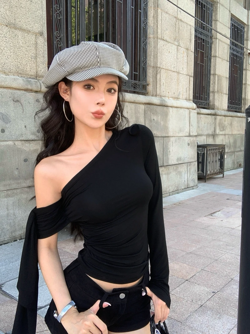 Slim Fit Long Sleeve T-Shirt Women's Spring Design Black Base Shirt Top Asymmetrical Shoulder Drifting Band Commute Style Pur...
Slim Fit Long Sleeve T-Shirt Women's Spring Design Black Base Shirt Top Asymmetrical Shoulder Drifting Band Commute Style Pur...
