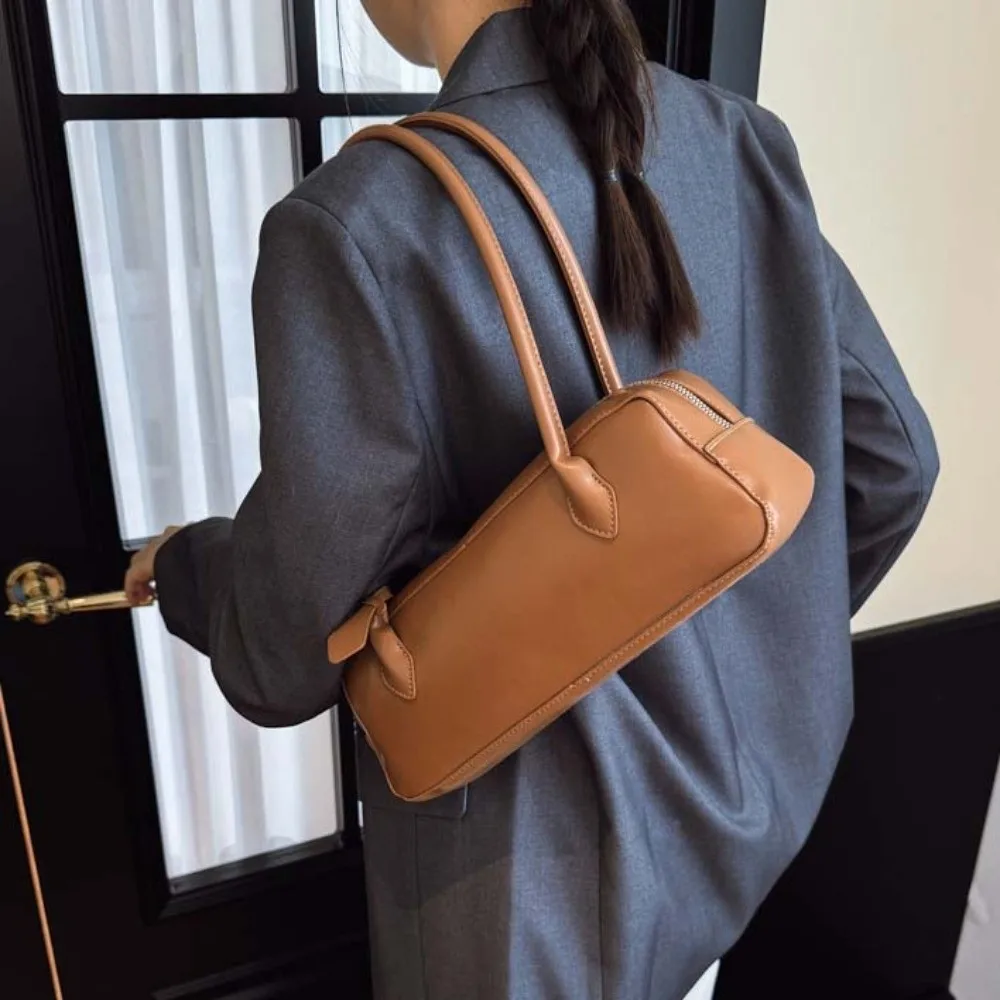 Элегантная французская сумка в корейском стиле, водонепроницаемая сумка на плечо из искусственной кожи, большая вместительная однотонная текстурированная сумка для подмышек, повседневные сумки
Элегантная французская сумка в корейском стиле, водонепроницаемая сумка на плечо из искусственной кожи, большая вместительная однотонная текстурированная сумка для подмышек, повседневные сумки