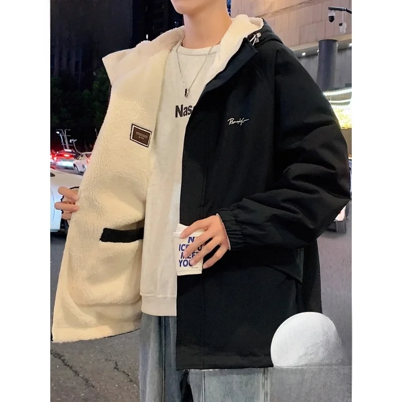 Мужская бархатная куртка Lamb, осенне-зимняя повседневная свободная куртка с капюшоном, двусторонняя одежда, модная молодежная полиэстеровая одежда...
Мужская бархатная куртка Lamb, осенне-зимняя повседневная свободная куртка с капюшоном, двусторонняя одежда, модная молодежная полиэстеровая одежда...