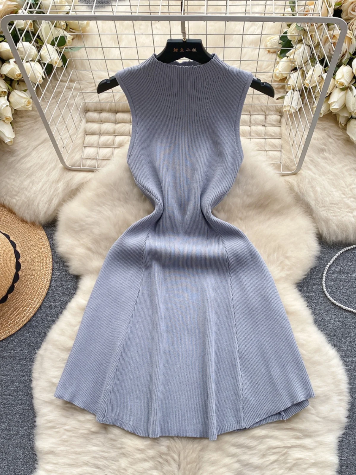 SsTss Korean Fashion Women Summer Knitting Dress Solid Color Stand Collar Sleeveless Slim A Line Short Dress Casual Streetwear
SsTss Korean Fashion Women Summer Knitting Dress Solid Color Stand Collar Sleeveless Slim A Line Short Dress Casual Streetwear